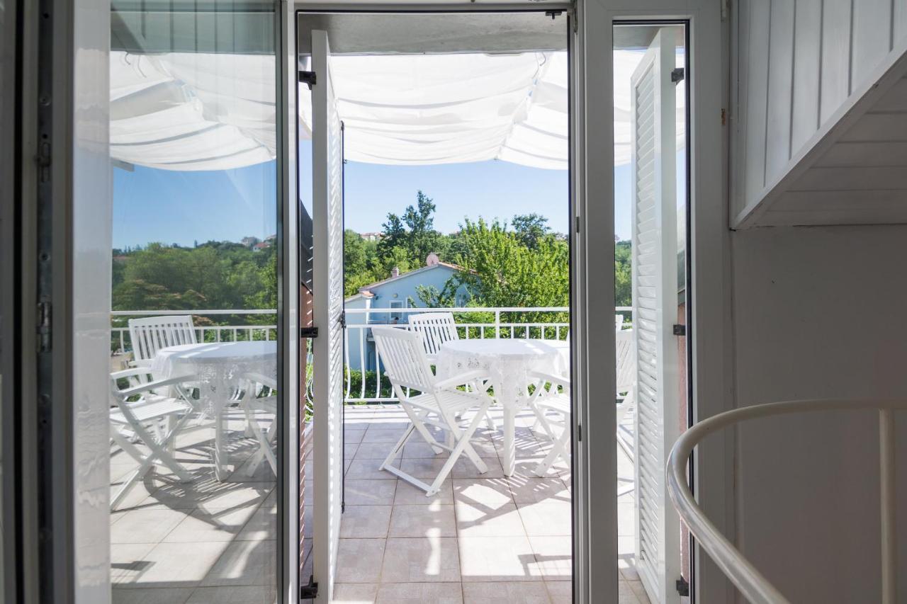 Ribar 2 Apartment Njivice Ngoại thất bức ảnh